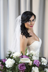 Naklejka premium Pritty young bride