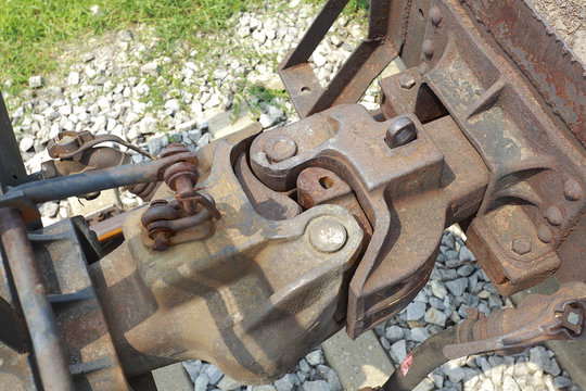 Train car hook coupler