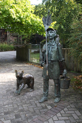 Eine Tierpfleger Statue