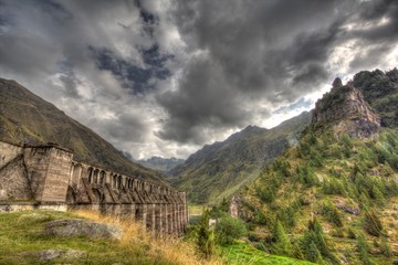 Fototapeta na wymiar Gleno dam,Italy