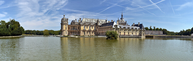 Fototapeta premium Panorama of the Northern part of Chantilly castle
