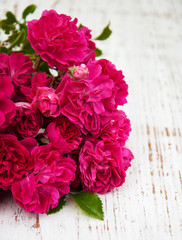 Roses on a wooden table