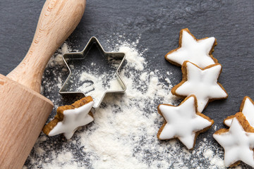 Kekse für weihnachten mit Zubehör
