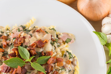 penne pasta with cream sauce