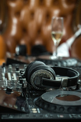 Mixer console and wine