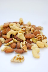 ミックスナッツ