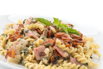 penne pasta with cream sauce