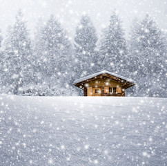 Schihütte im Schnee