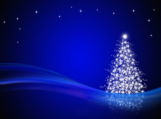 Leuchtender Christbaum vor Blauem Hintergrund