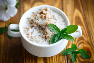 buckwheat porridge with milk