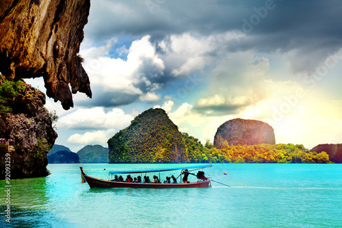 Hermoso paisaje de playa en Tailandia. Phuket. Playa Paradisíaca