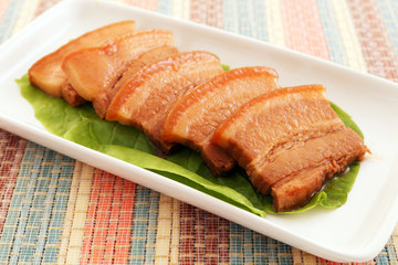 沖縄伝統の三枚肉
