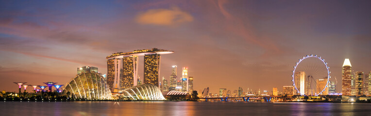Naklejka premium Over around of Singapore cityscape in twilight scene.