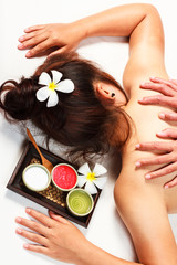 Obraz na płótnie Canvas woman massage in spa
