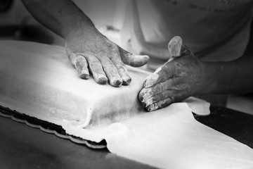 Torte, pasticceria, pasticceri, dolci, lavorazione dolci, fornai, paste, pasticcini, dessert