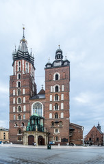 Fototapeta na wymiar Saint Mary Basilica and Main Square in Krakow.