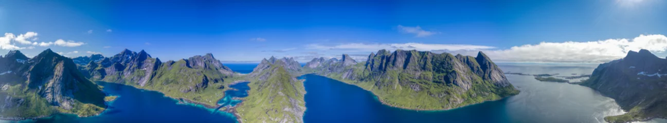Papier Peint photo autocollant Reinefjorden Panorama des Fjords
