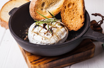 Baked camembert