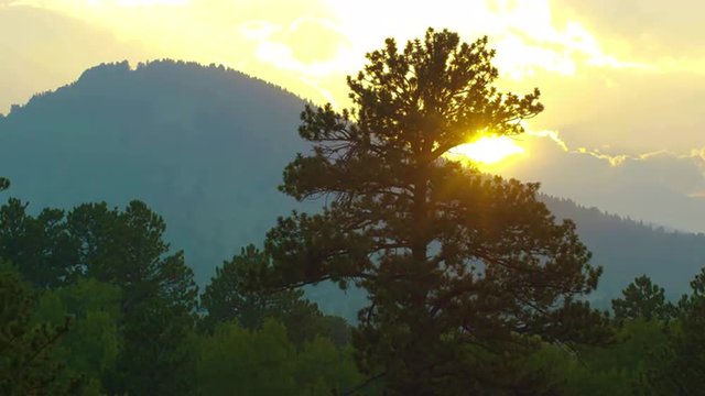 Summer Golden Sunset Timelapse in the Rocky Mountains, Colorado