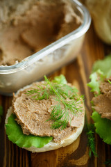 pate with bread