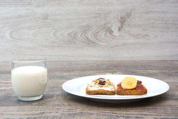 Milk and toast with bananas and cereals