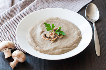 bowl of vegetarian mushroom soup