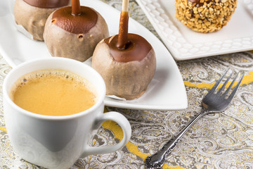 Caramel apples