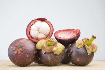 Mangostinos deliciosa fruta tropical