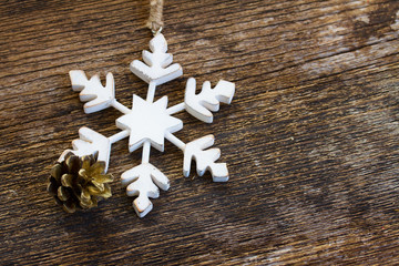 wooden snowflake 