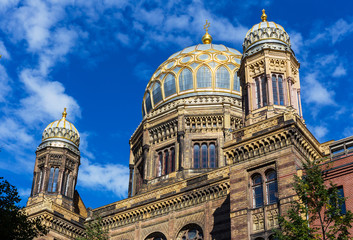 Berlin synagogue in the district of Mitte - obrazy, fototapety, plakaty