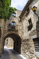 Fototapeta na wymiar Medieval street in Catalonia