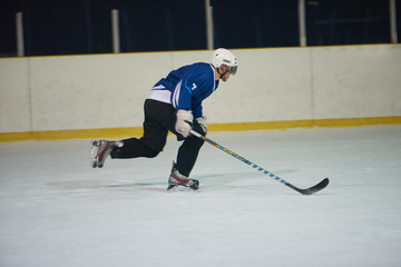 Fototapeta premium ice hockey player in action