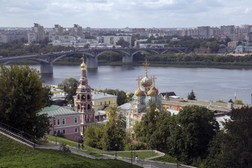 Канавинский мост через реку Оку в Нижнем Новгороде.