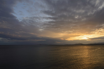 Fototapeta na wymiar Gorgeous sea sunset .