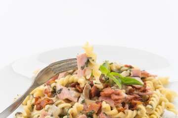 penne pasta with cream sauce