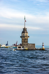 Obraz premium The Maiden's Tower in Istanbul, Turkey