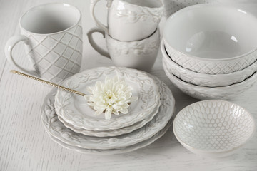 Clean dishes closeup