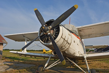 Naklejka na ściany i meble Old propeller plane