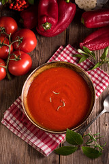 Paprika-Tomaten -Soup