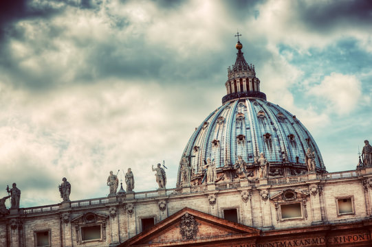 Fototapeta Fountain on St. Peter's square in Vatican City. Vintage