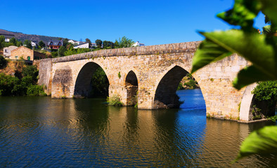 Obraz premium old stone bridge at Petin