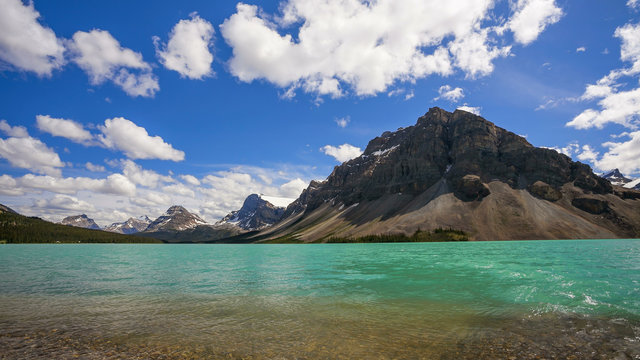 Bow Lake and Crowfoot Mountain, in Banff National Park