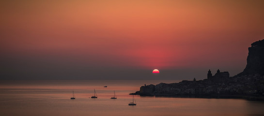 Fototapeta premium Cefalu. small historic town in the Sicily