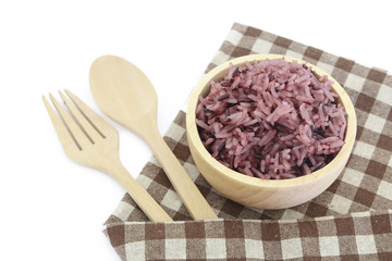 rice berry in bowl on white background