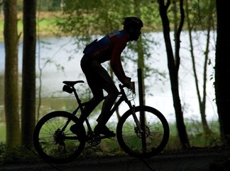 Fototapeta na wymiar mountainbike race in scenic landscape