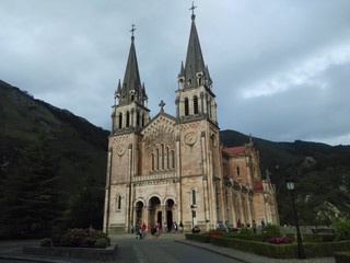 Fototapeta na wymiar Covadonga Church