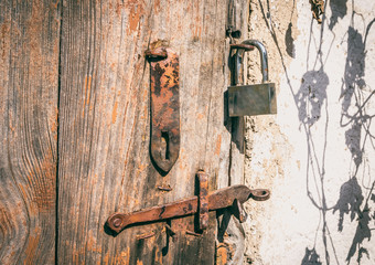 Vintage rustic security system