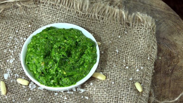 Fresh made Ramson Pesto (not loopable 4K footage)