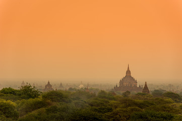 Fototapeta na wymiar The Temples of Bagan, Mandalay, Myanmar