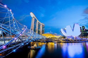 Helix Bridge Singapur Reise Wahrzeichen